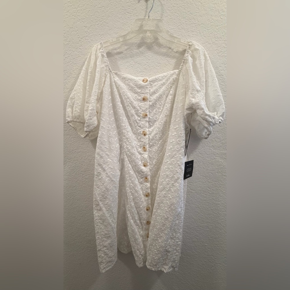 [Lulu's] Ivory Lace Puff Sleeve Dress